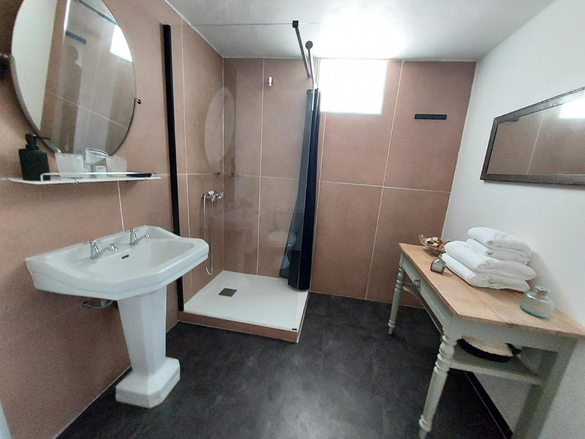 Les Pierres De Cezaire Hotel Saint-Cezaire-sur-Siagne Bagian luar foto