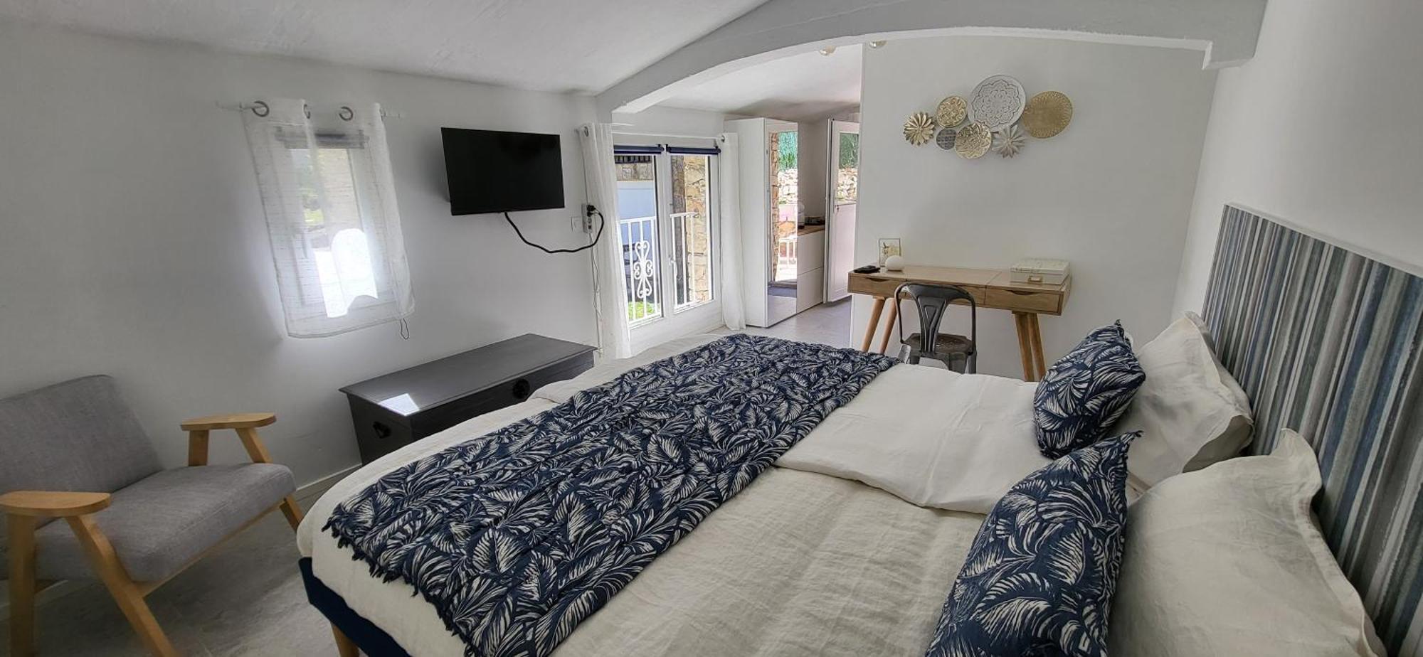Les Pierres De Cezaire Hotel Saint-Cezaire-sur-Siagne Bagian luar foto