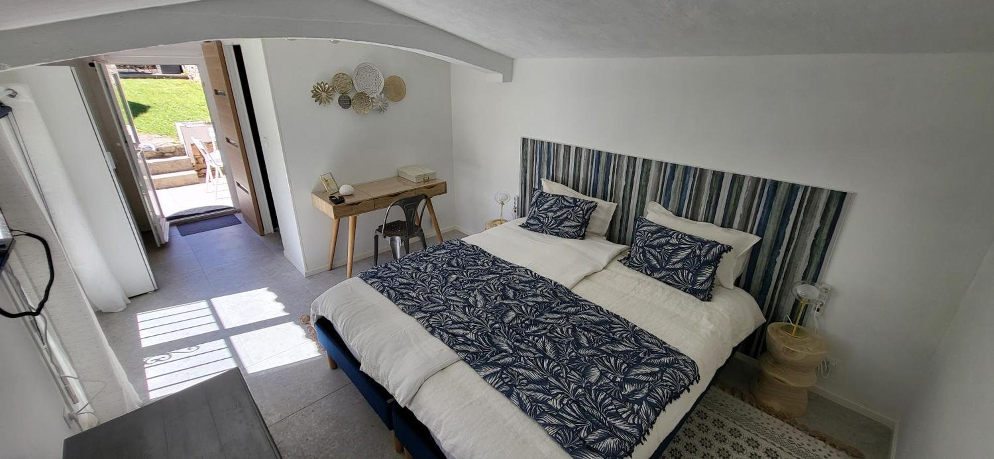 Les Pierres De Cezaire Hotel Saint-Cezaire-sur-Siagne Bagian luar foto